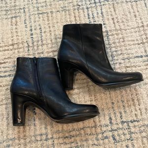 Ecco Black Heeled Booties